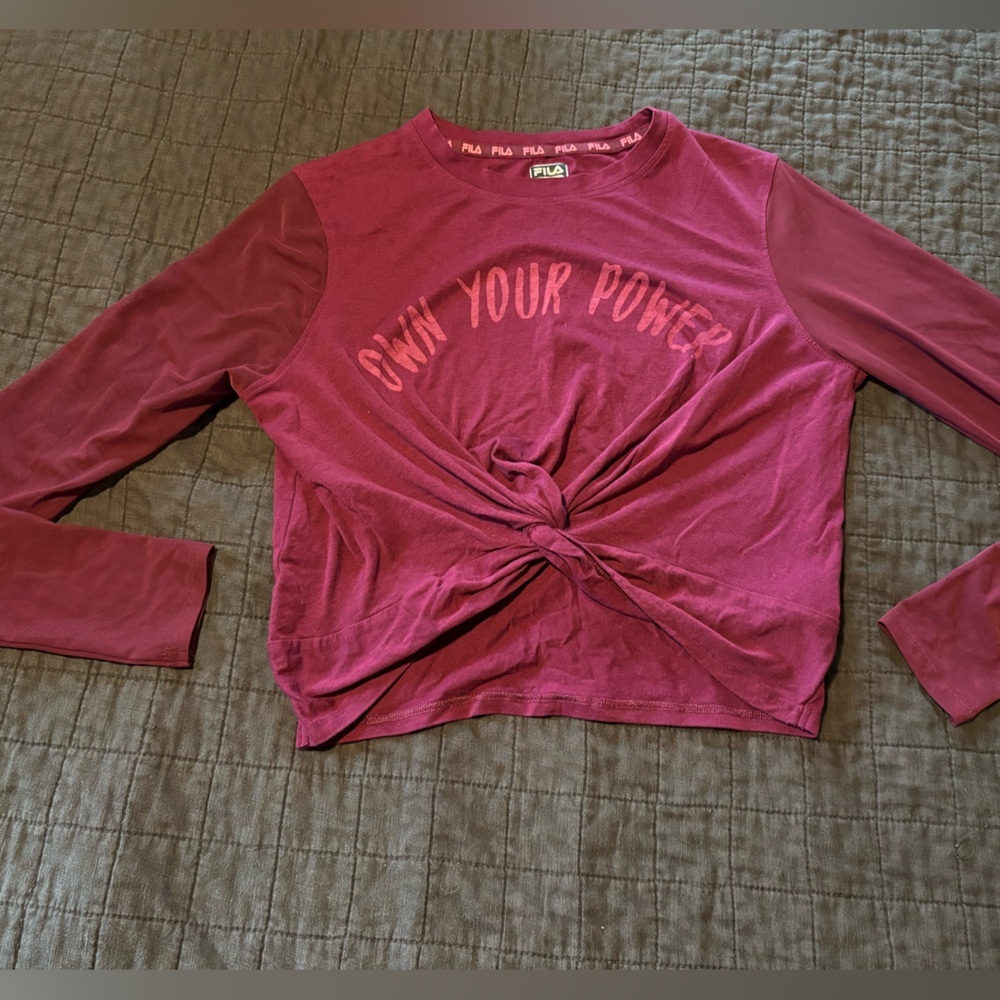 Fila Womens Own Your Power Twist Front Long Sleeve Graphic Top Burgundy Large